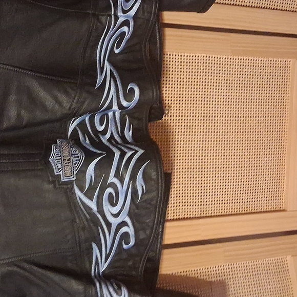 Harley-Davidson Womens Black Leather Lined Jacket  Embroidered Front And Back - Picture 3 of 6